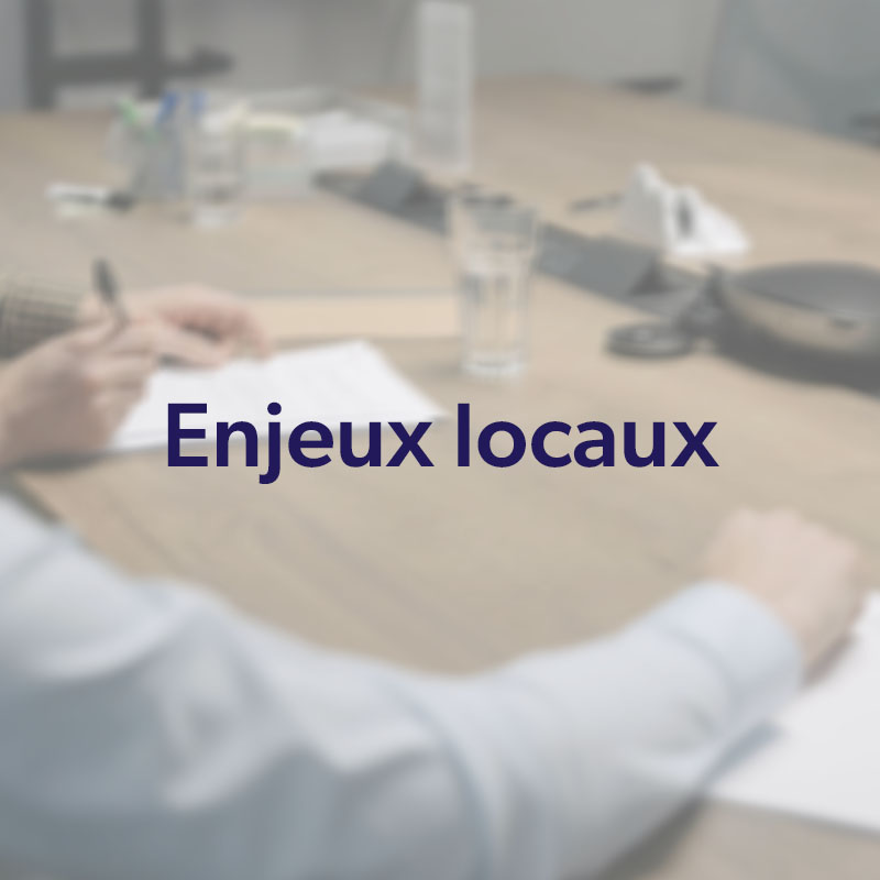 Photo modifié montrant une signature de contrat pour évoquer l'engagement de l'entreprise pour les enjeux locaux.